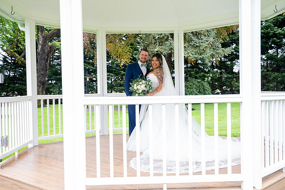 Brian and Rachel sneak peek gallery-213