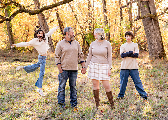 Butler fam sneak peeks (6)