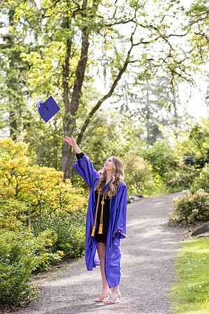 Oregon high school senior portrait photographer