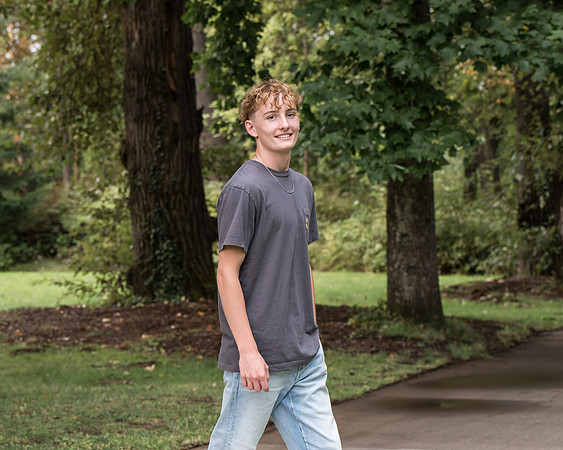 Twins HS senior 2025 gallery (215 of 252)