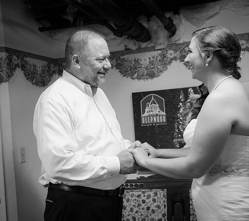 Wedding Salem Deep wood museum and gardens (14)