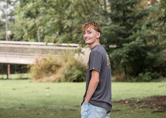 Twins HS senior 2025 gallery (208 of 252)