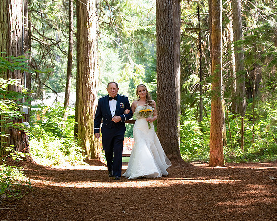 Central Oregon Wedding Photographer