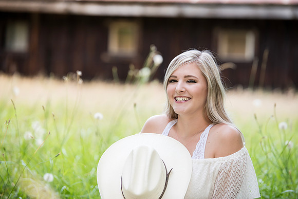 Amber Seeley 2019-100