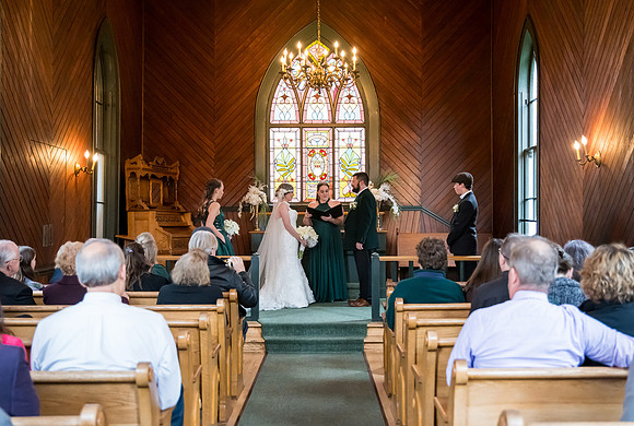 Oregon wedding photographer