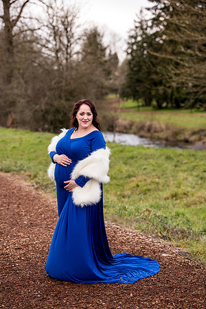 Oregon Maternity Photographer