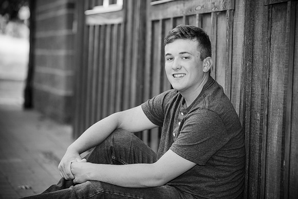 High school portrait photographer (1)