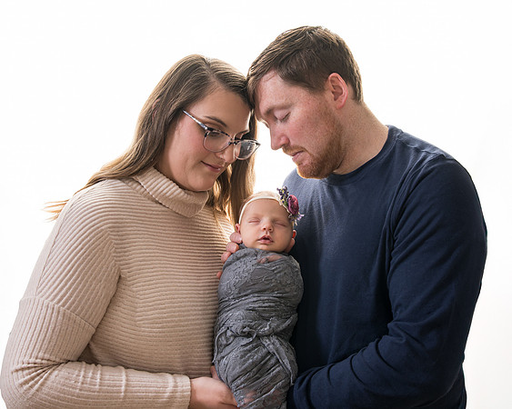 Oregon Newborn and family lifestyle photographer (4)