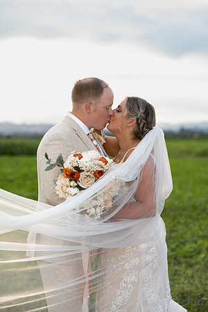 Oregon wedding photographer