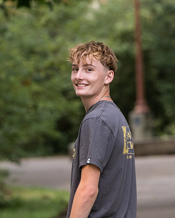 Twins HS senior 2025 gallery (196 of 252)