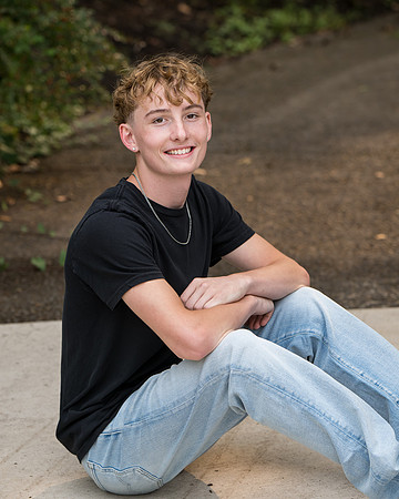 Twins HS senior 2025 gallery (77 of 252)