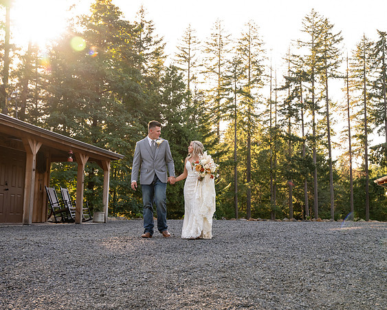 Oregon wedding photographer