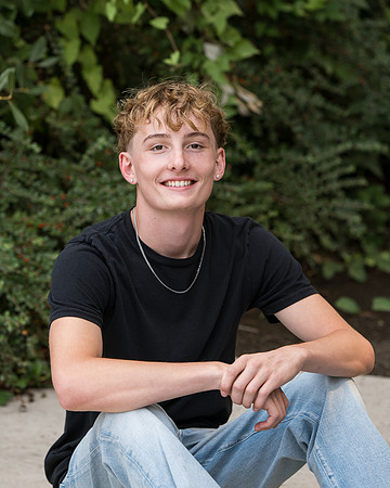 Twins HS senior 2025 gallery (83 of 252)