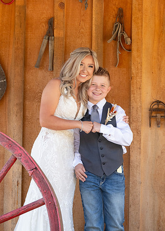 Oregon wedding photographer