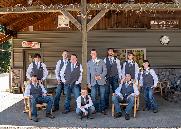 Oregon wedding photographer