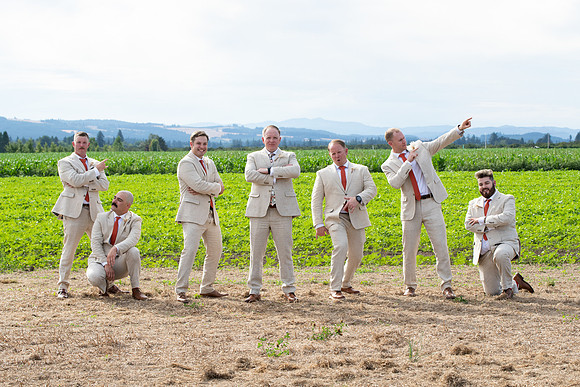 Oregon wedding photographer