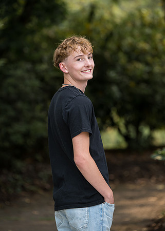 Twins HS senior 2025 gallery (55 of 252)