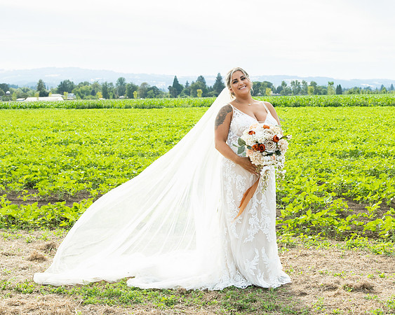 Oregon wedding photographer