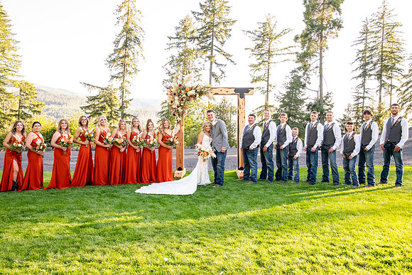Oregon wedding photographer