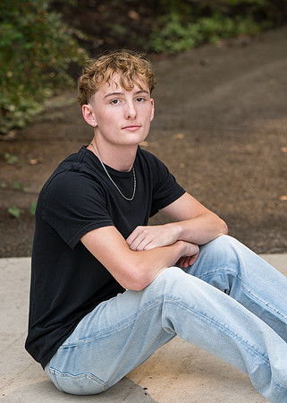 Twins HS senior 2025 gallery (79 of 252)
